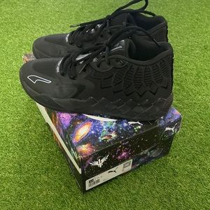 LaMelo Ball Puma MB.01 'IRIDESCENT DREAMS' men Sz 10.5 gently Used original box